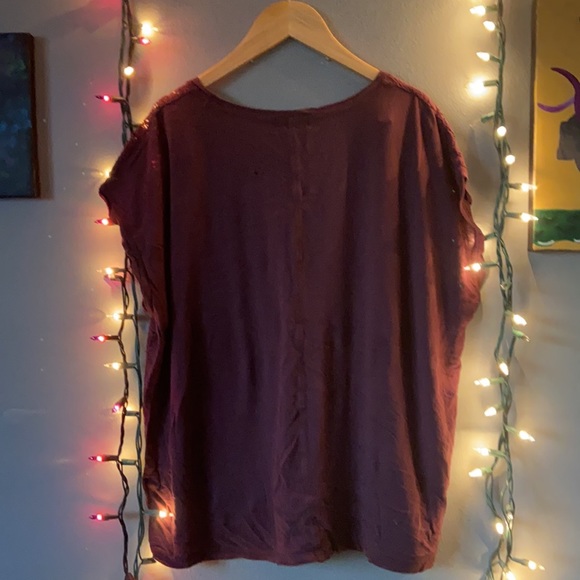 Maroon Top - Picture 3 of 3